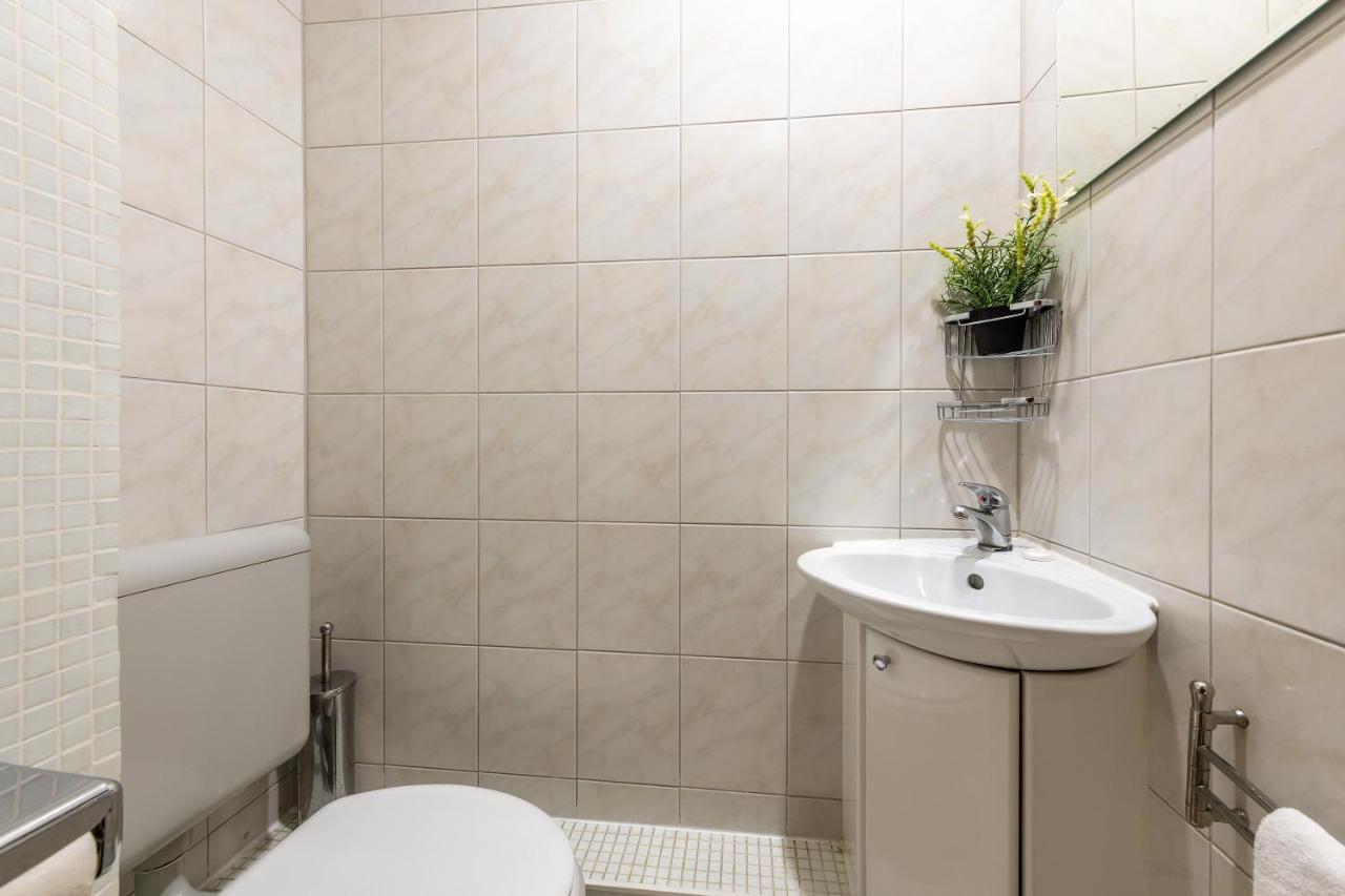 Two Bedroom Apartment For 6 People Warschau Exterior foto